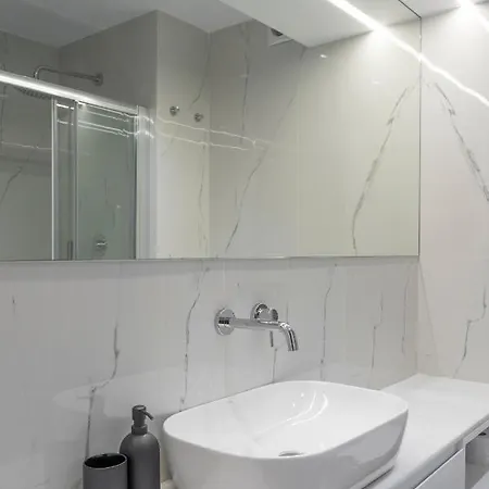 Mayer Hellas 2br Duplex Kolonaki * Athens
